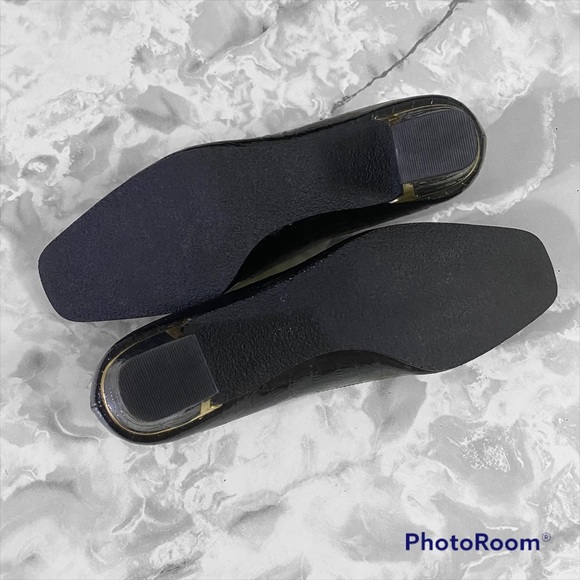 J. Renee Black Reptile Skin Patterned Shoes - Picture 8 of 9